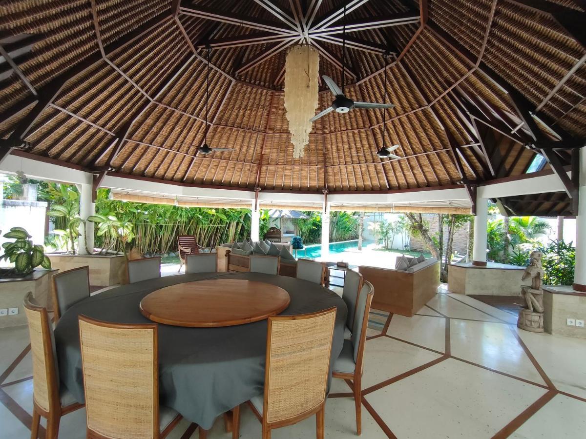 Taman Wana Seminyak Luxury Villas Exterior photo